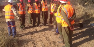 Safety briefing at Sikwane drilling